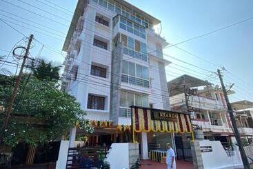 هتل Sharda Residency