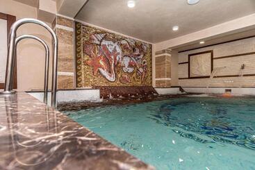 هتل Sunny Paradise Ll   Daniela Wellness And Spa