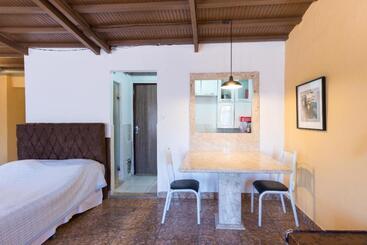 Man Cave Hostel