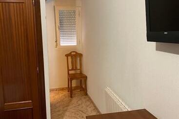 پانسیون Hostal Hermanos Sánchez