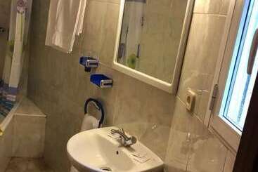 پانسیون Hostal Hermanos Sánchez