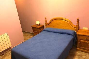 پانسیون Hostal Hermanos Sánchez