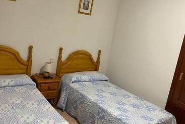 پانسیون Hostal Hermanos Sánchez