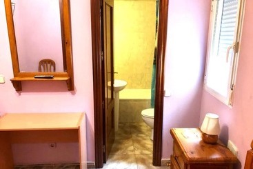 پانسیون Hostal Hermanos Sánchez