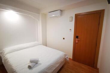 Hostal Quinta Santillan - San Fernando de Henares