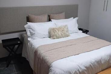 پانسیون The Retreat Guesthouse
