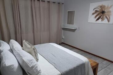 پانسیون The Retreat Guesthouse