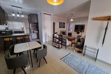 پانسیون The Retreat Guesthouse