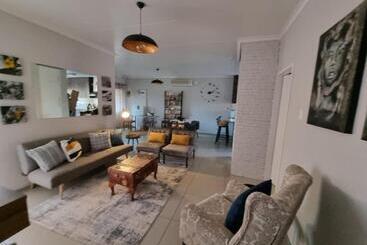پانسیون The Retreat Guesthouse