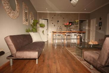 پانسیون The Retreat Guesthouse