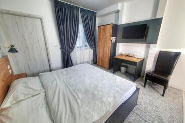 پانسیون Vily Luxury Rooms