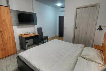 پانسیون Vily Luxury Rooms