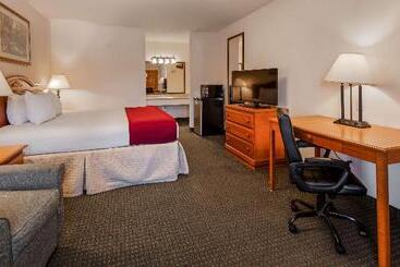 هتل Best Western Plus Brunswick Bath