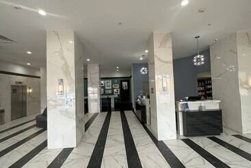 هتل Holiday Inn Express   Dallas Downtown, An Ihg