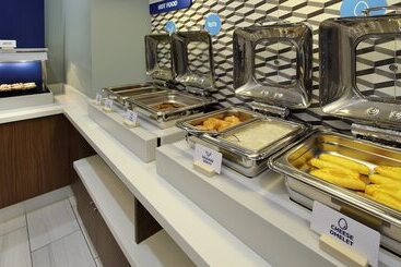 هتل Holiday Inn Express   Dallas Downtown, An Ihg