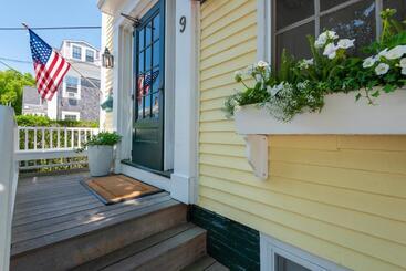 Hotel Nantucket Periwinkle
