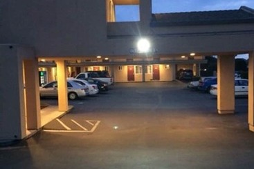 هتل Pacific Best Inn