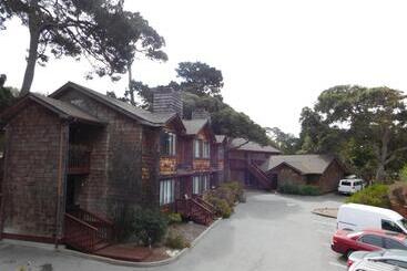 هتل Pacific Gardens Inn