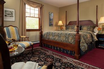 هتل Palmer House Inn