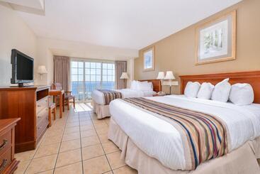 هتل Paradise Plaza Inn