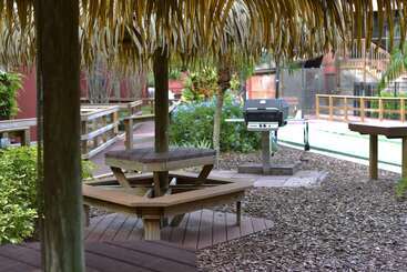 هتل Parkway International Resort