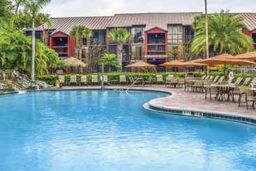 هتل Parkway International Resort