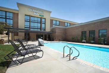 בית מלון כפרי Pear Tree Inn San Antonio Airport