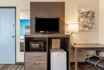 هتل Quality Inn Branson On The Strip