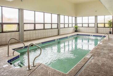 هتل Quality Inn Branson On The Strip
