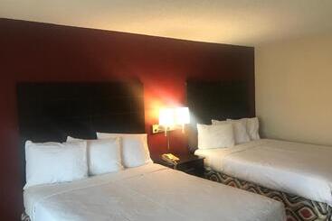هتل Red Roof Inn & Suites San Angelo
