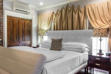 The Peacock Inn, Ascend Hotel Collection