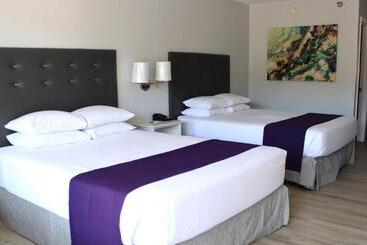 هتل Home 1 Suites Extended Stay Kissimmee