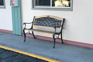 Paintbrush Motel
