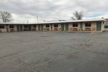 Paintbrush Motel