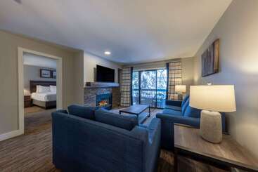 Park Plaza Resort, Ascend Hotel Collection