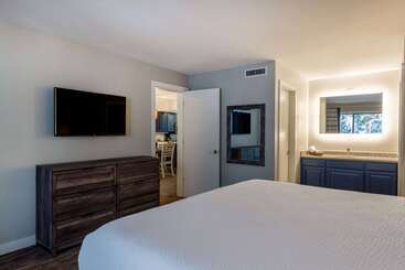 Park Plaza Resort, Ascend Hotel Collection