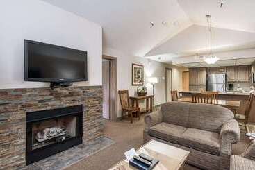 Park Plaza Resort, Ascend Hotel Collection