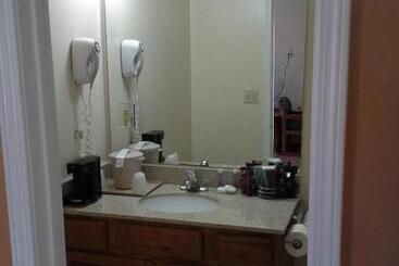 Regency 7 Motel