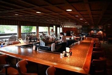 استراحتگاه Pine Needles Lodge & Golf Club