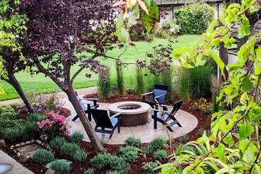 استراحتگاه The Quail Lodge