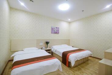 Thank Inn Plus Hotel Shandong Jining High Tech District Huangtun Plaza Commercial Building