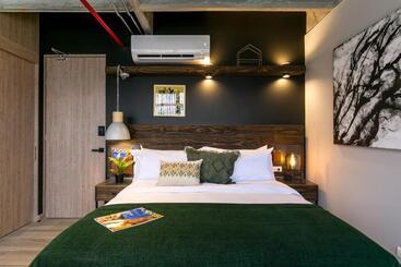 هتل Factory Lofts