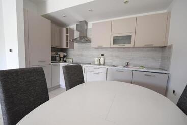 Apartment Nevena