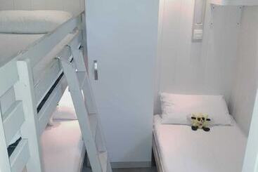 هتل Camping Sènia Caballo De Mar