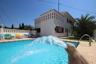 Only 100m To The Beach! Spacious Villa With Private Pool   12 People