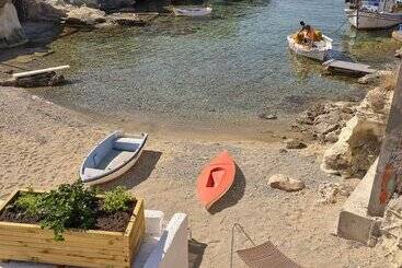 پانسیون The Elephant Goupa Beach
