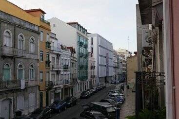 پانسیون Tt Anjos Lisbon Rooms