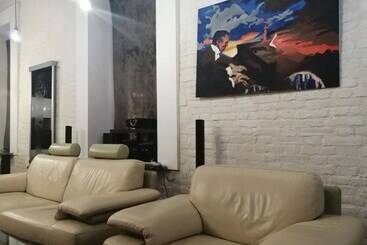 Premium Central Loft