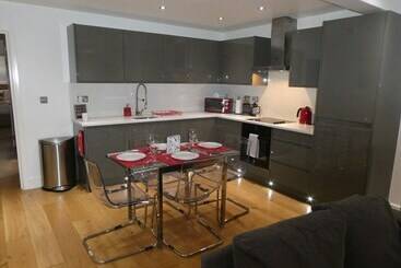 Riis Apartments Camberley
