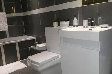 Riis Apartments Camberley